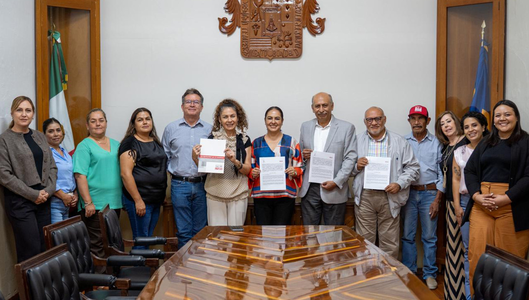 COMPROMETIDOS CON LA EDUCACIÓN. LA UNIVERSIDAD SIGLO XXI UNE FUERZAS CON EL AYUNTAMIENTO DE ENCARNACIÓN DE DÍAZ, JALISCO
